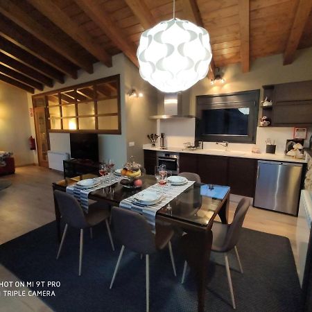 La Pauleta I Villa Bescaran ภายนอก รูปภาพ